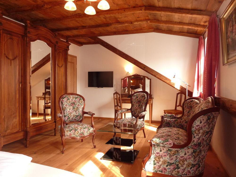 Historisches Genusshotel Loewen Schopfheim Eksteriør bilde