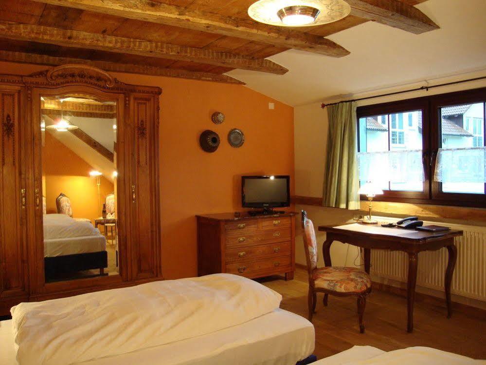 Historisches Genusshotel Loewen Schopfheim Eksteriør bilde