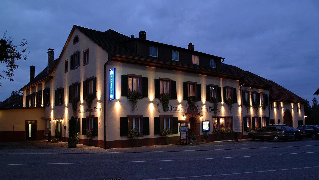 Historisches Genusshotel Loewen Schopfheim Eksteriør bilde