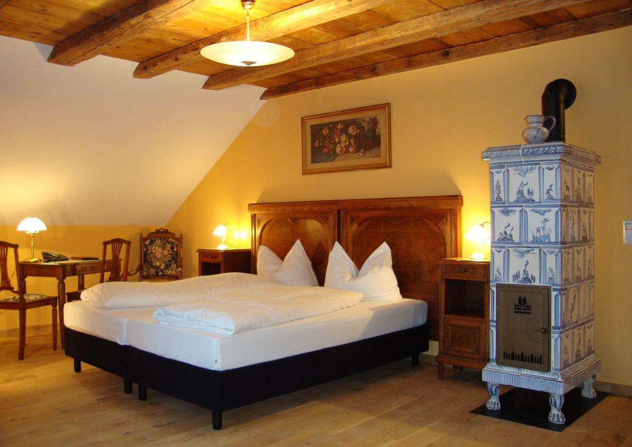 Historisches Genusshotel Loewen Schopfheim Eksteriør bilde
