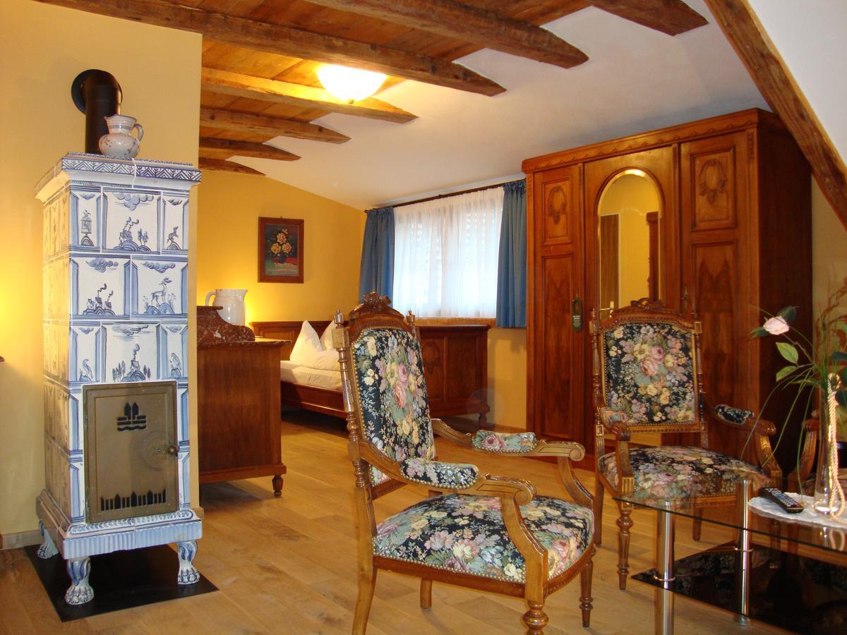 Historisches Genusshotel Loewen Schopfheim Eksteriør bilde
